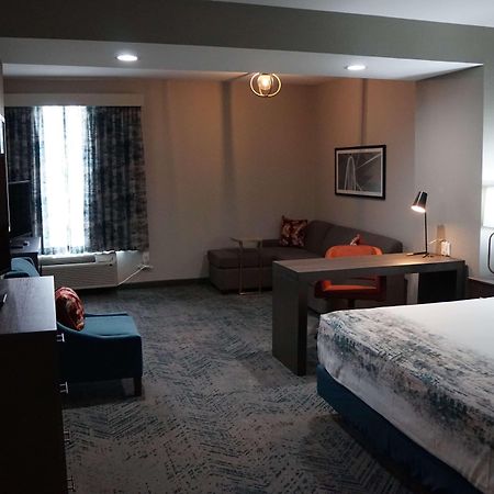 La Quinta Inn & Suites Dfw West-Glade-Parks Euless Zewnętrze zdjęcie