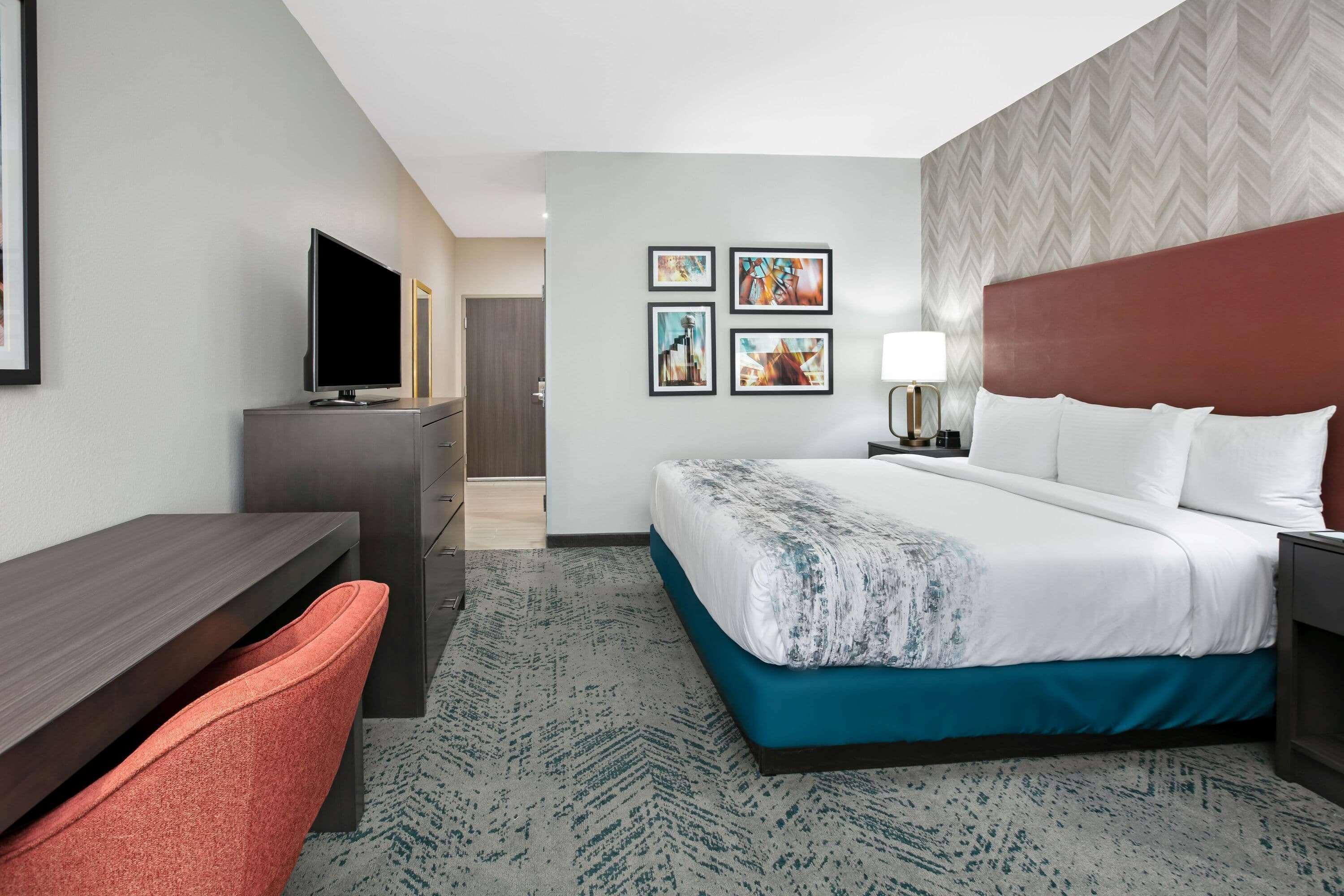 La Quinta Inn & Suites Dfw West-Glade-Parks Euless Zewnętrze zdjęcie