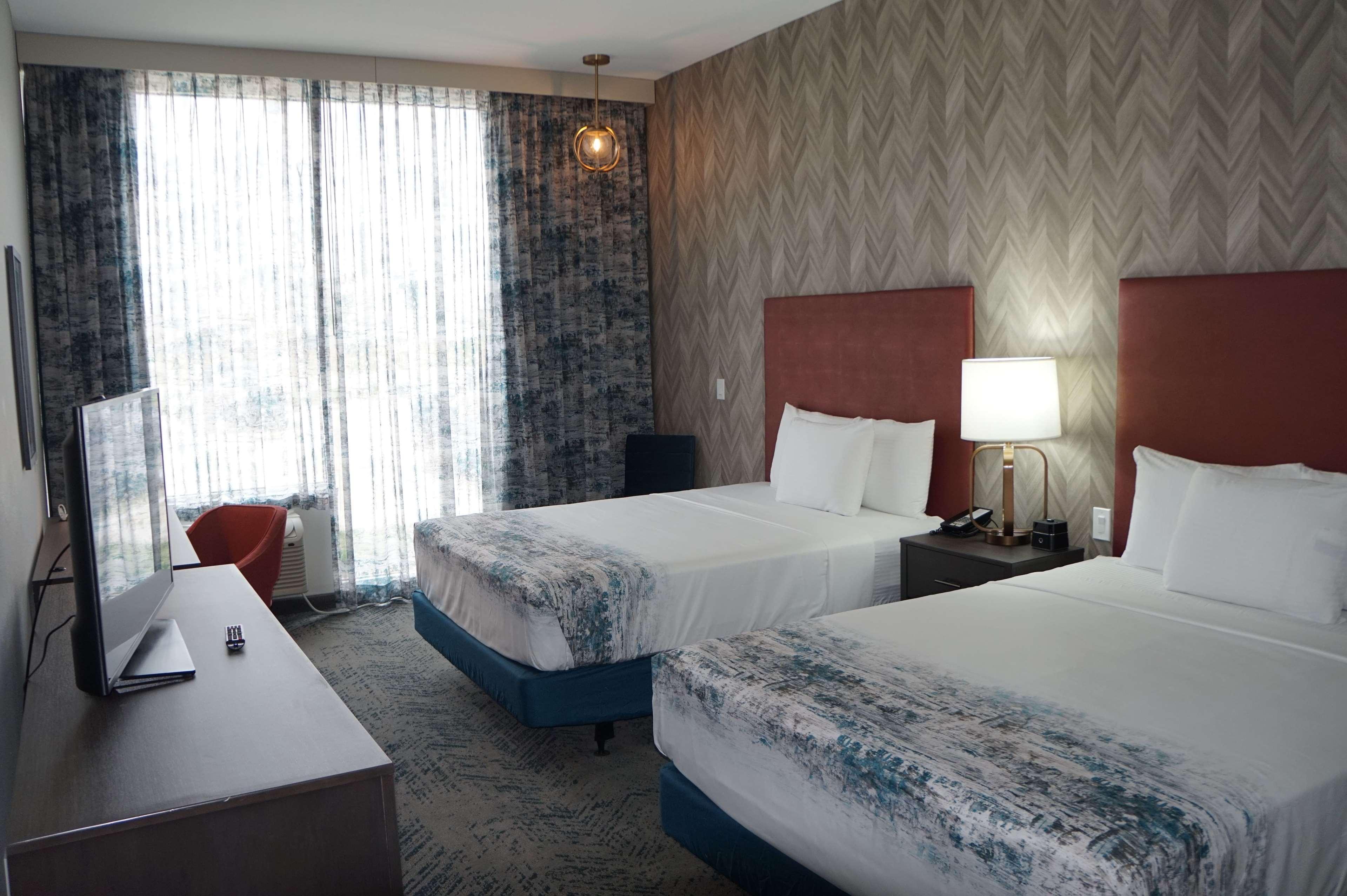 La Quinta Inn & Suites Dfw West-Glade-Parks Euless Zewnętrze zdjęcie