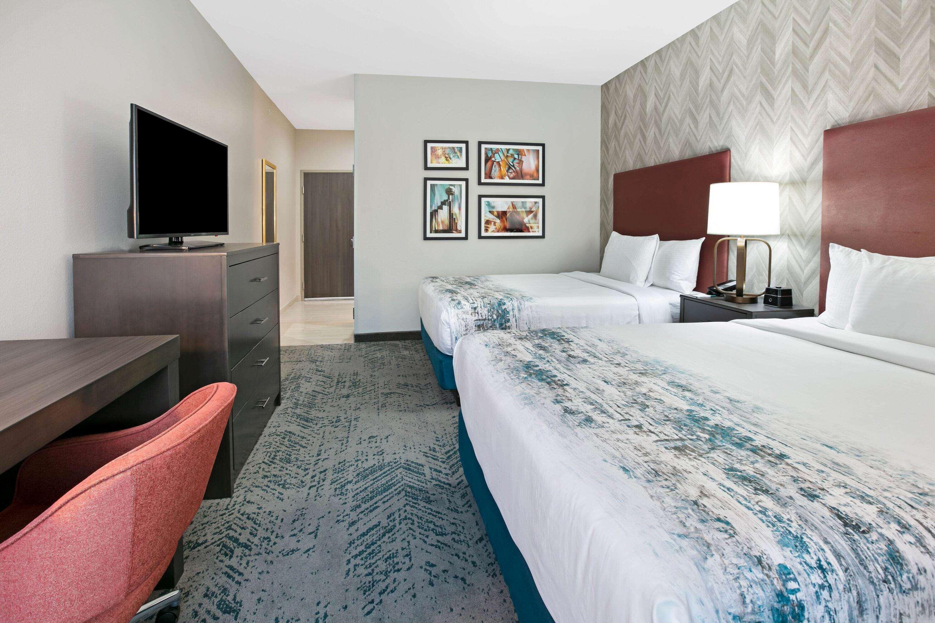 La Quinta Inn & Suites Dfw West-Glade-Parks Euless Zewnętrze zdjęcie