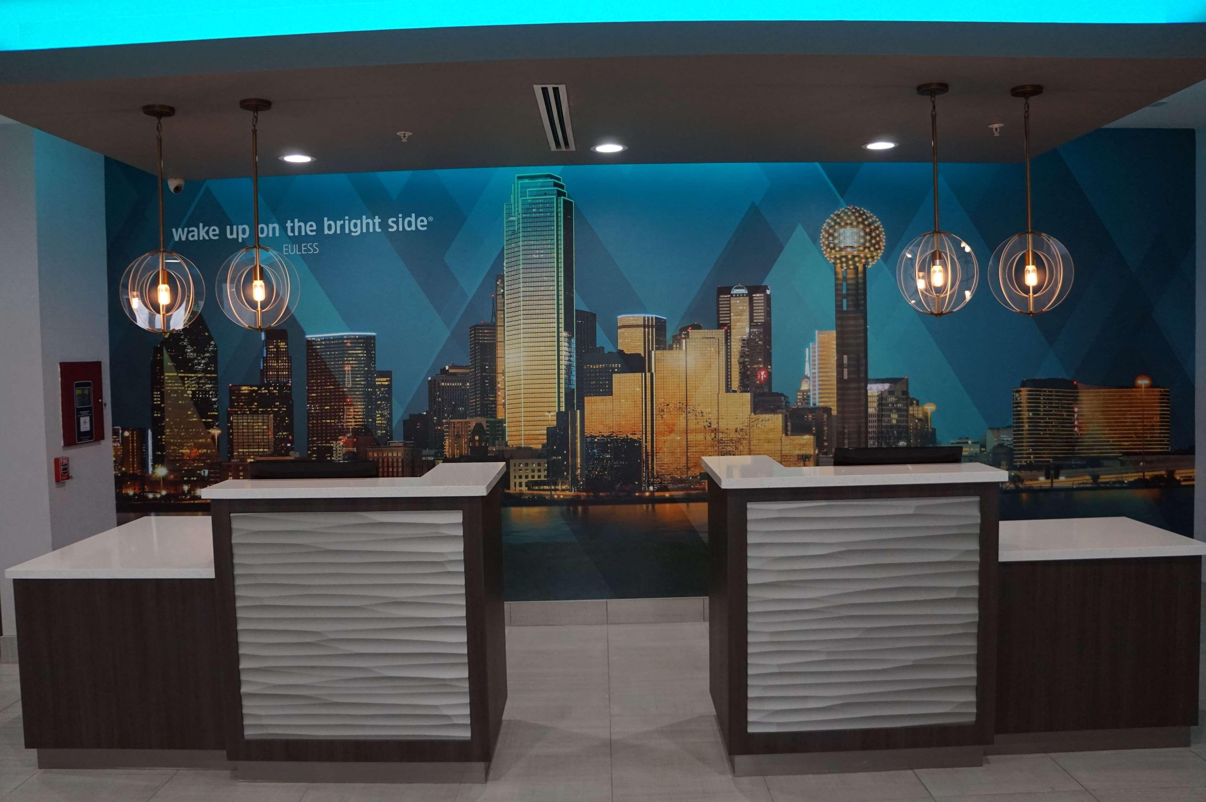 La Quinta Inn & Suites Dfw West-Glade-Parks Euless Zewnętrze zdjęcie