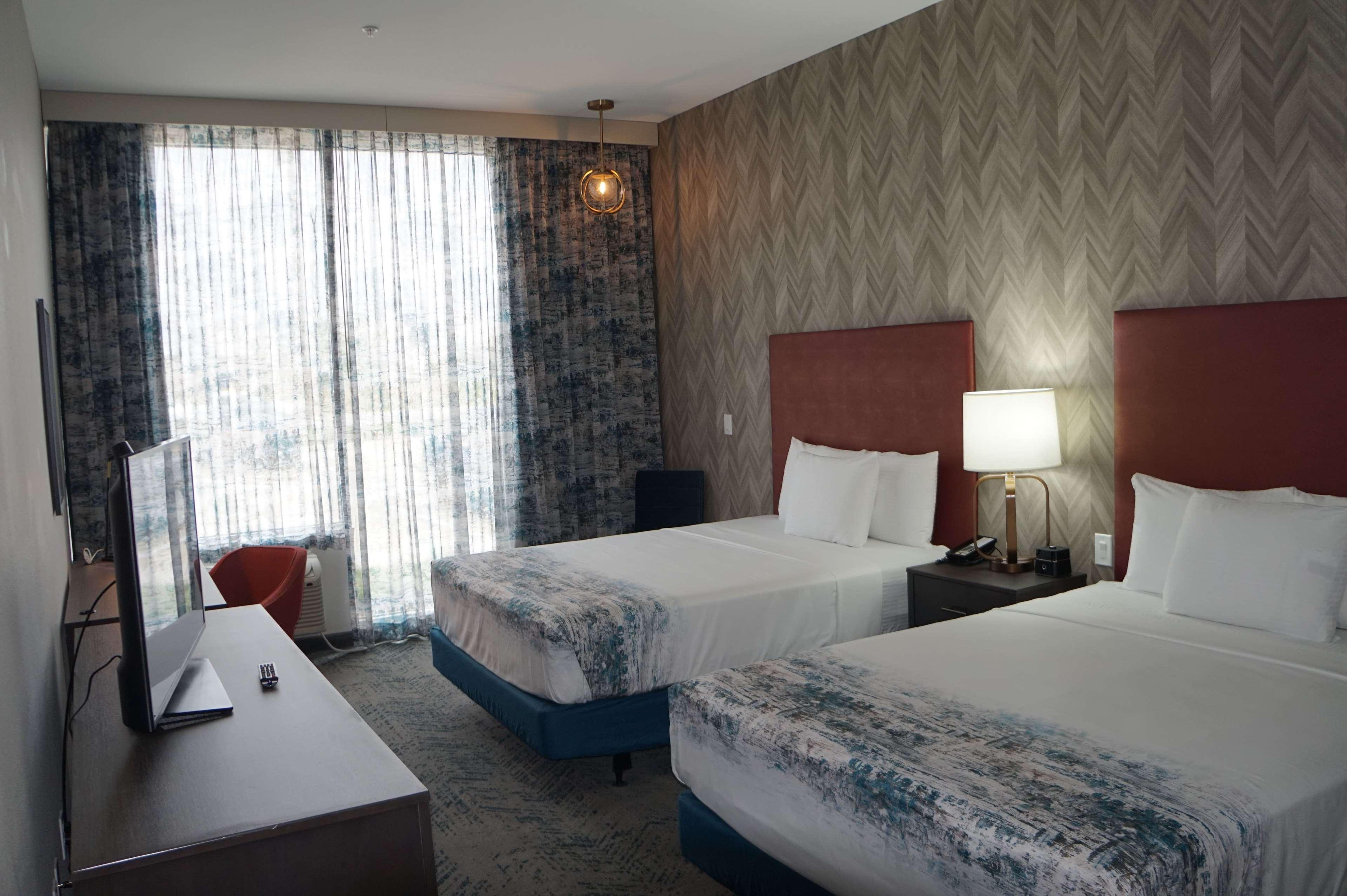 La Quinta Inn & Suites Dfw West-Glade-Parks Euless Zewnętrze zdjęcie