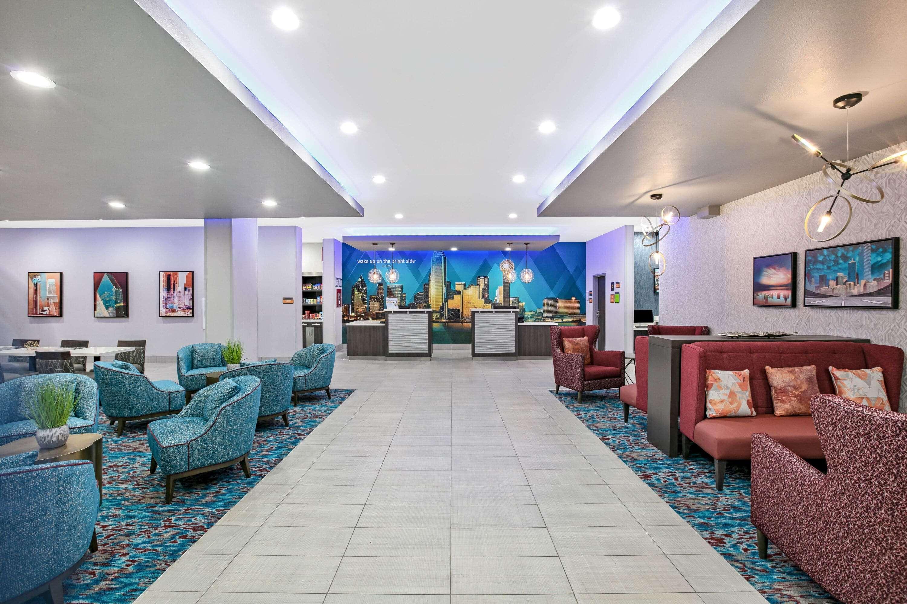 La Quinta Inn & Suites Dfw West-Glade-Parks Euless Zewnętrze zdjęcie
